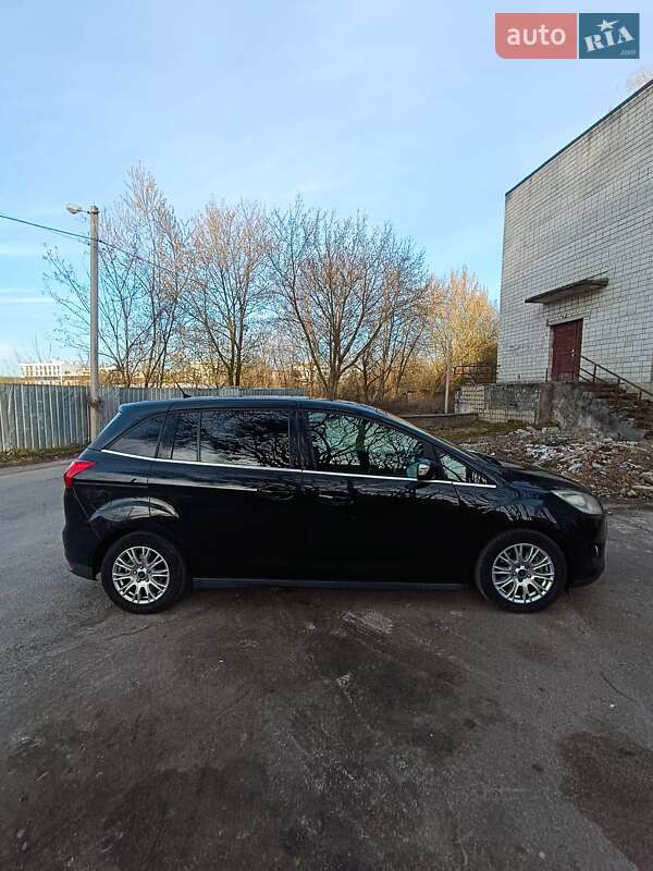 Минивэн Ford Grand C-Max 2010 в Львове