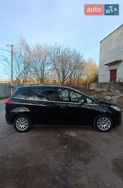 Минивэн Ford Grand C-Max 2010 в 