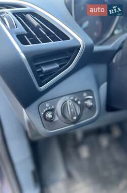 Минивэн Ford Grand C-Max 2012 в 