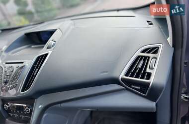 Минивэн Ford Grand C-Max 2012 в 