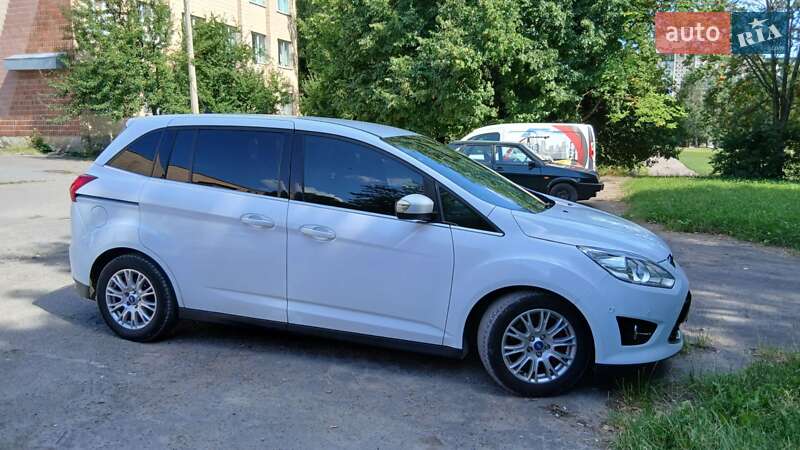 Минивэн Ford Grand C-Max 2011 в 