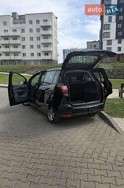 Мінівен Ford Grand C-Max 2011 в 