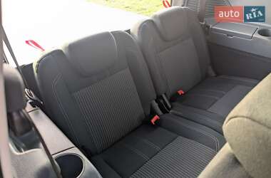 Минивэн Ford Grand C-Max 2010 в 