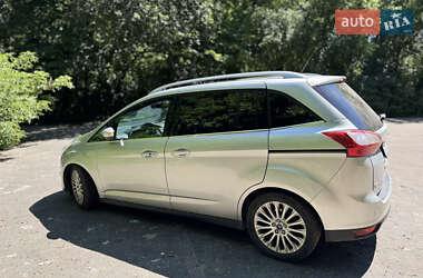 Минивэн Ford Grand C-Max 2012 в 