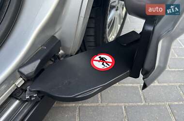 Мінівен Ford Grand C-Max 2010 в 