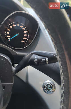 Мінівен Ford Grand C-Max 2010 в  фото 47 Мінівен Ford Grand C-Max 2010 в