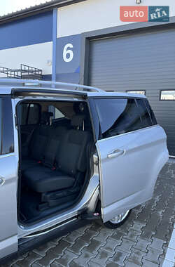 Минивэн Ford Grand C-Max 2012 в 