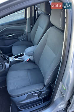 Минивэн Ford Grand C-Max 2012 в 