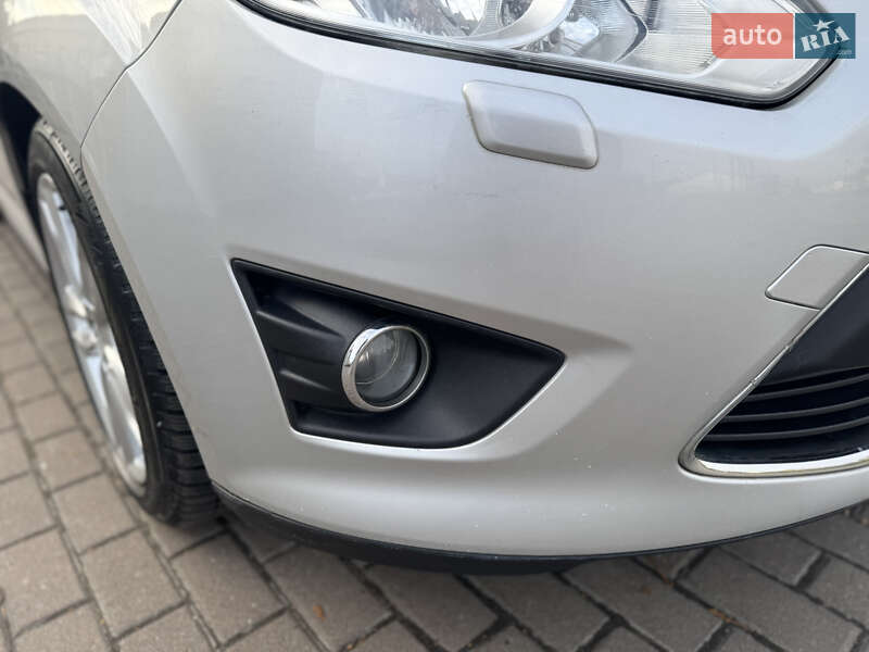 Минивэн Ford Grand C-Max 2012 в Ровно