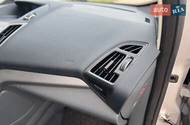 Мінівен Ford Grand C-Max 2012 в  фото 56 Мінівен Ford Grand C-Max 2012 в