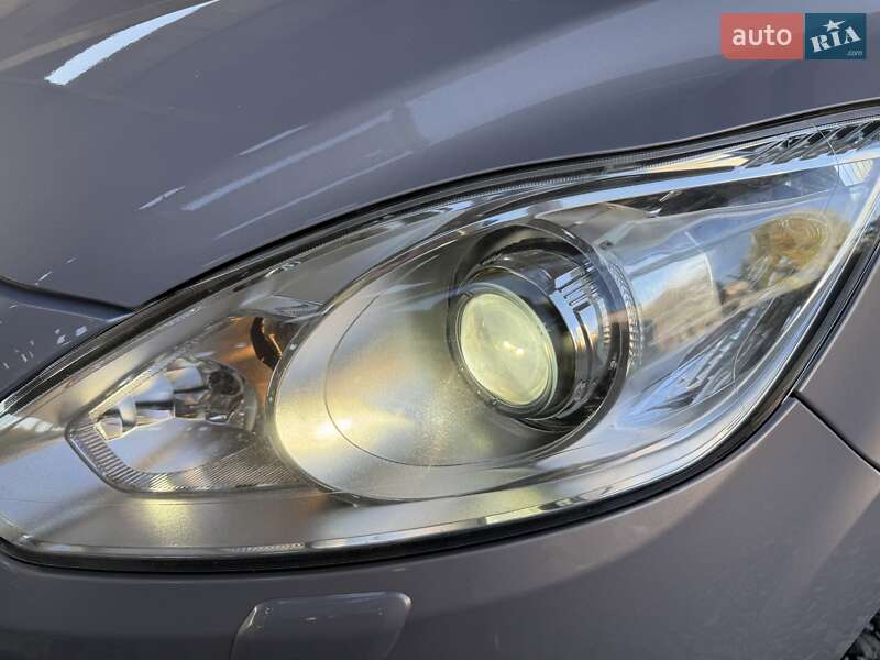 Минивэн Ford Grand C-Max 2011 в Луцке