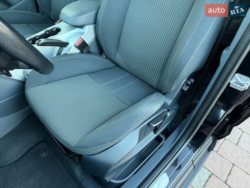 Минивэн Ford Grand C-Max 2011 в Стрые фото 104 Минивэн Ford Grand C-Max 2011 в Стрые