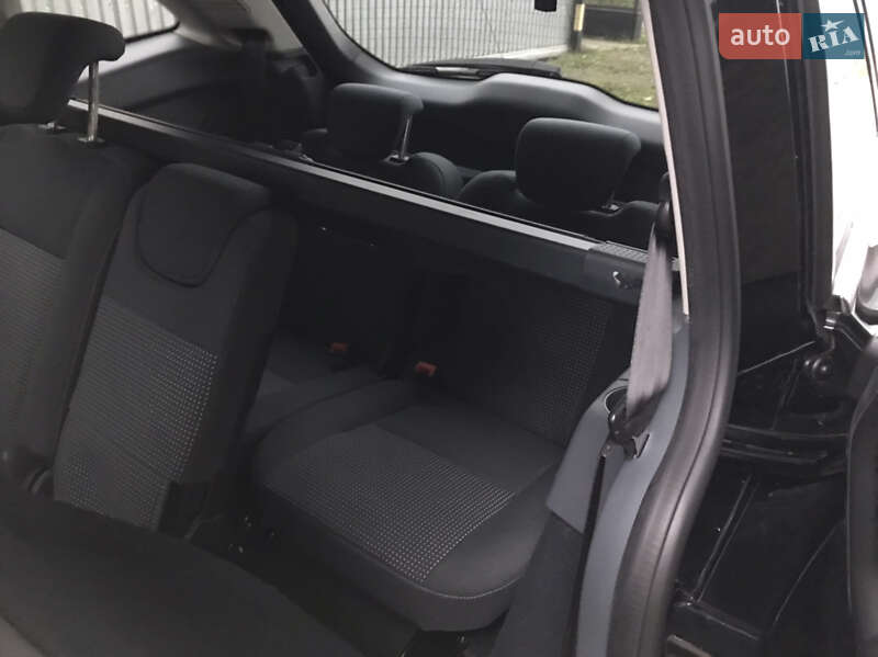 Минивэн Ford Grand C-Max 2011 в Луцке фото 13 Минивэн Ford Grand C-Max 2011 в Луцке