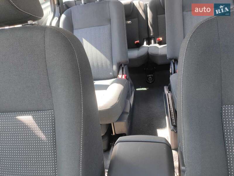 Минивэн Ford Grand C-Max 2010 в Львове фото 4 Минивэн Ford Grand C-Max 2010 в Львове