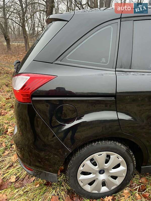 Минивэн Ford Grand C-Max 2011 в Городке