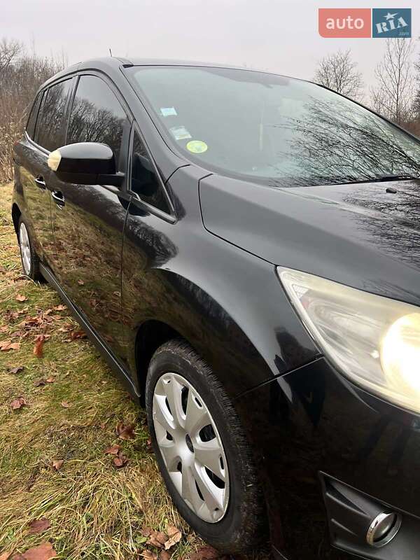 Минивэн Ford Grand C-Max 2011 в Городке