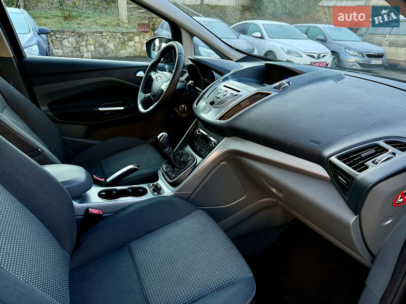 Минивэн Ford Grand C-Max 2011 в Ровно