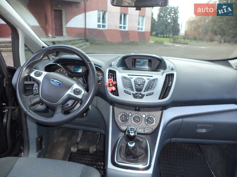 Минивэн Ford Grand C-Max 2011 в Ивано-Франковске