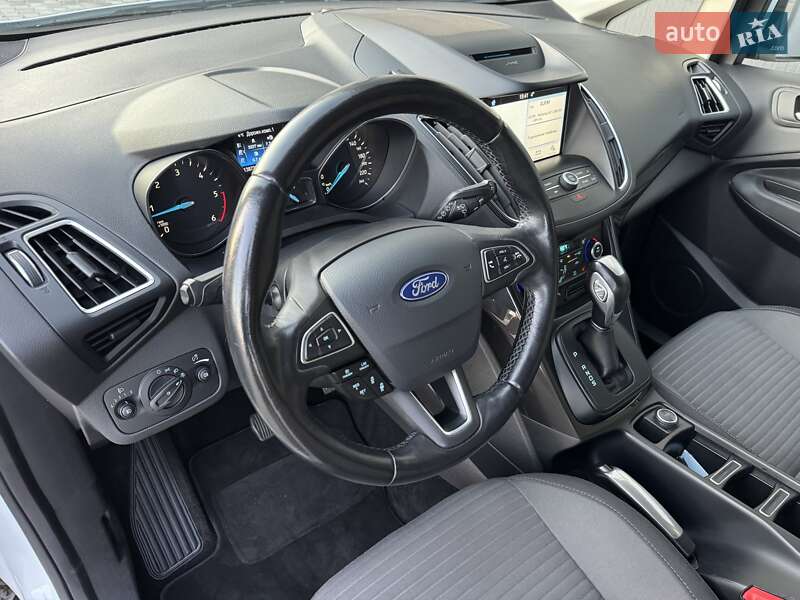 Минивэн Ford Grand C-Max 2017 в Луцке