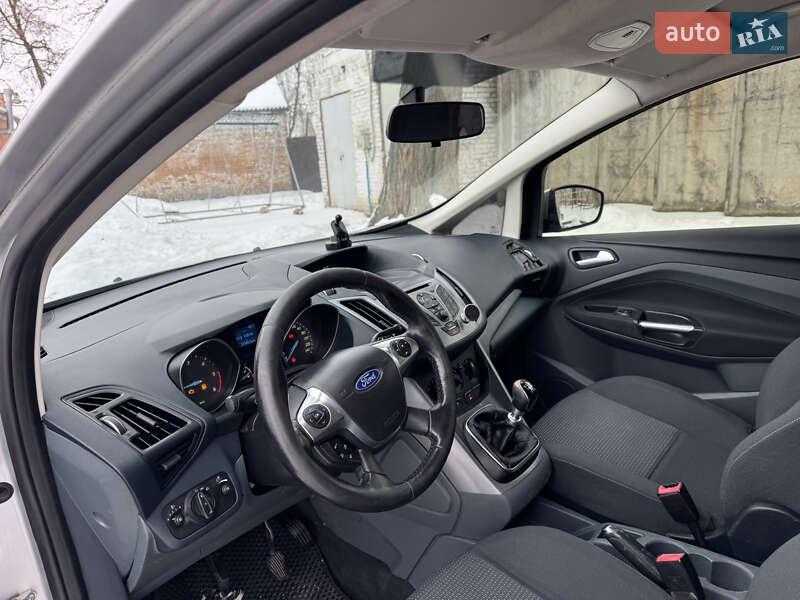 Минивэн Ford Grand C-Max 2012 в Лубнах