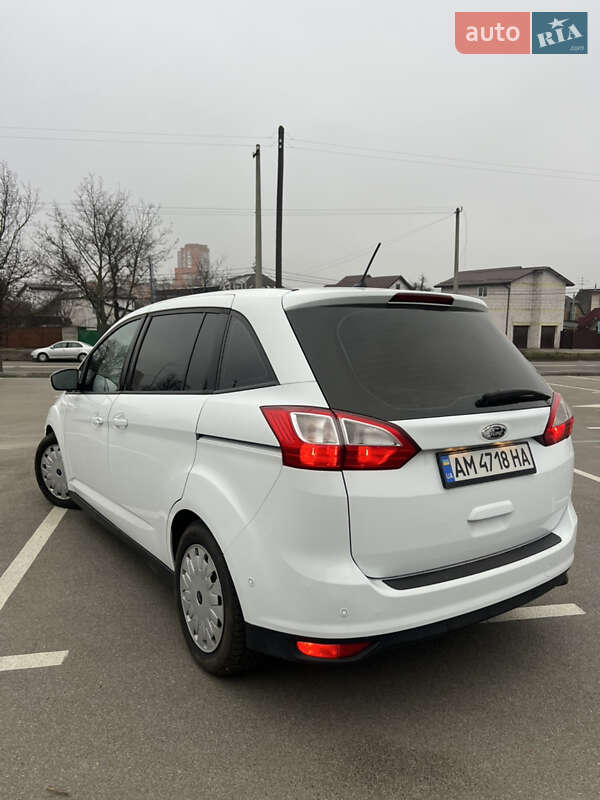 Минивэн Ford Grand C-Max 2017 в Киеве
