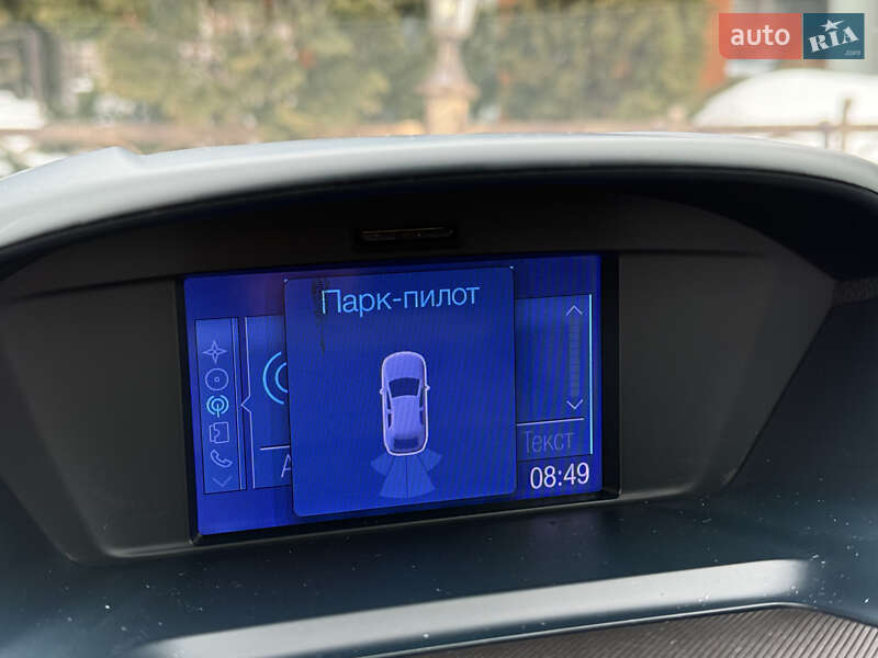 Мінівен Ford Grand C-Max 2011 в Стрию