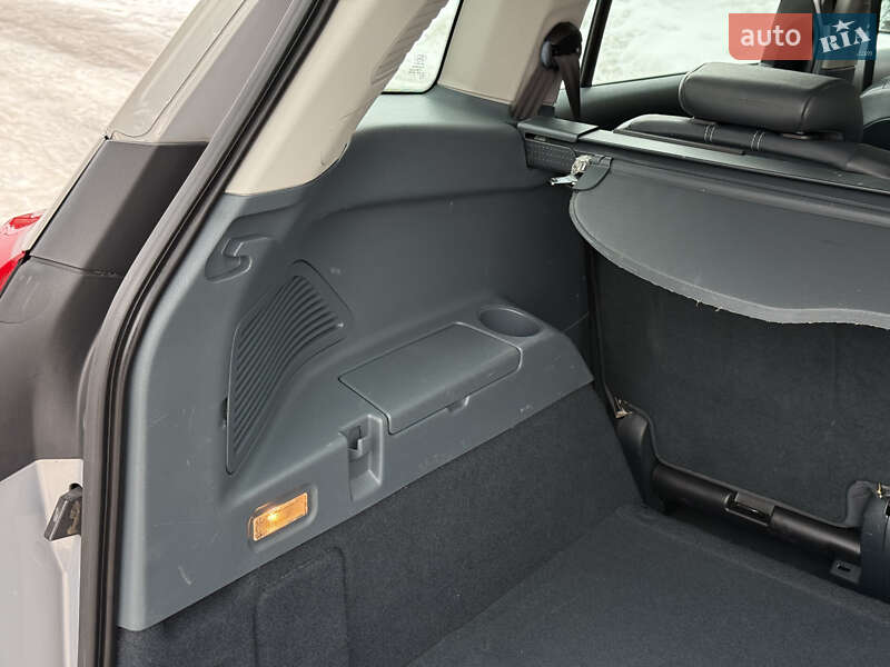 Мінівен Ford Grand C-Max 2011 в Стрию