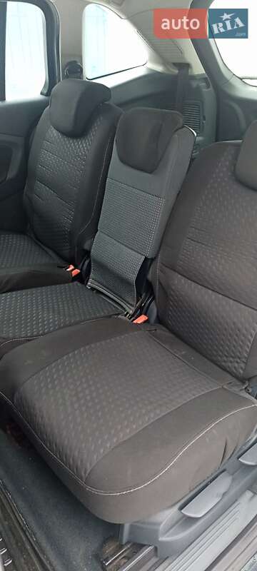 Минивэн Ford Grand C-Max 2012 в Черкассах