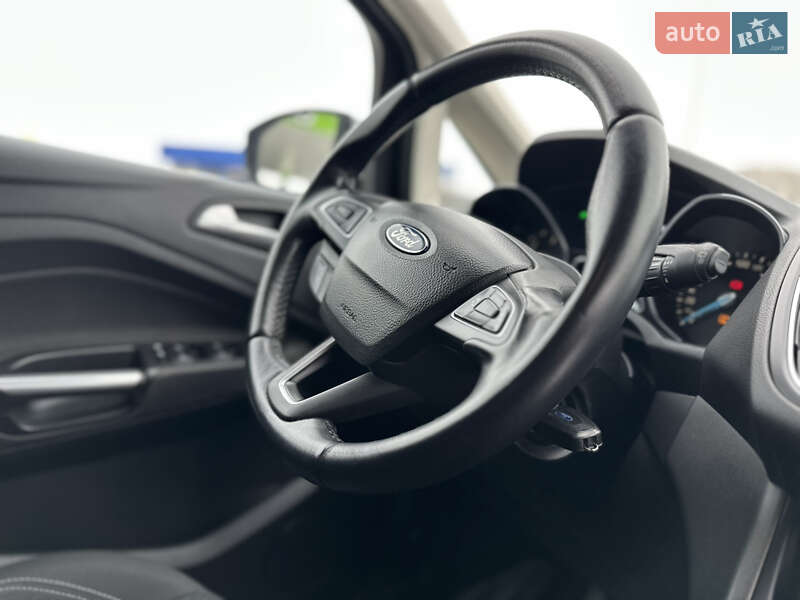 Минивэн Ford Grand C-Max 2017 в Дрогобыче