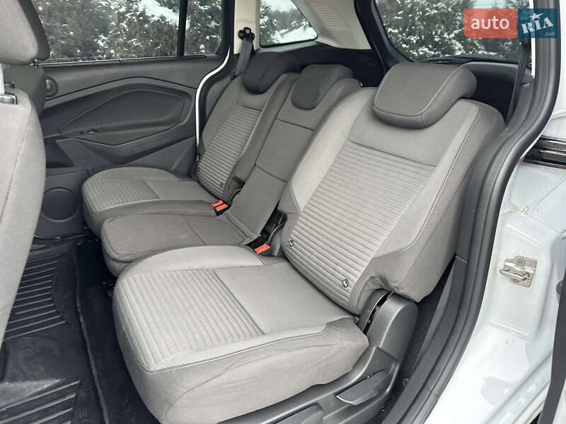 Минивэн Ford Grand C-Max 2017 в Дрогобыче