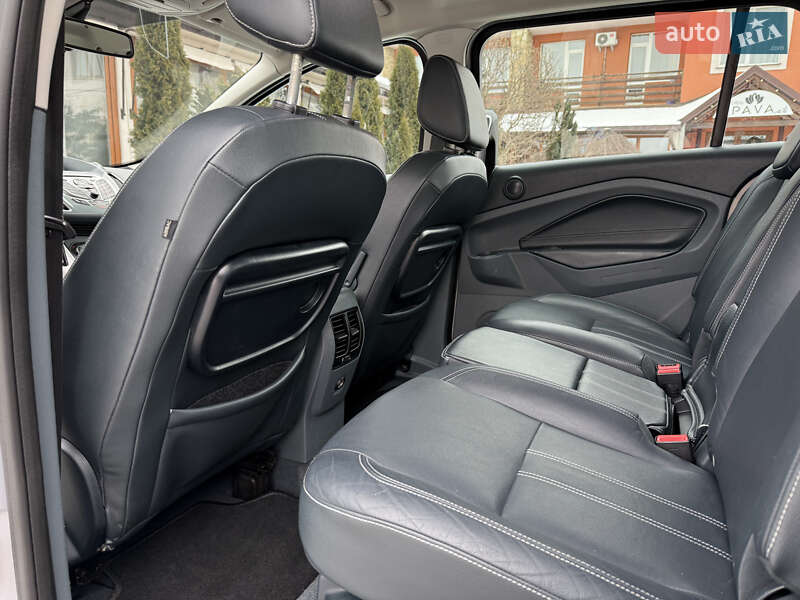 Минивэн Ford Grand C-Max 2011 в Стрые