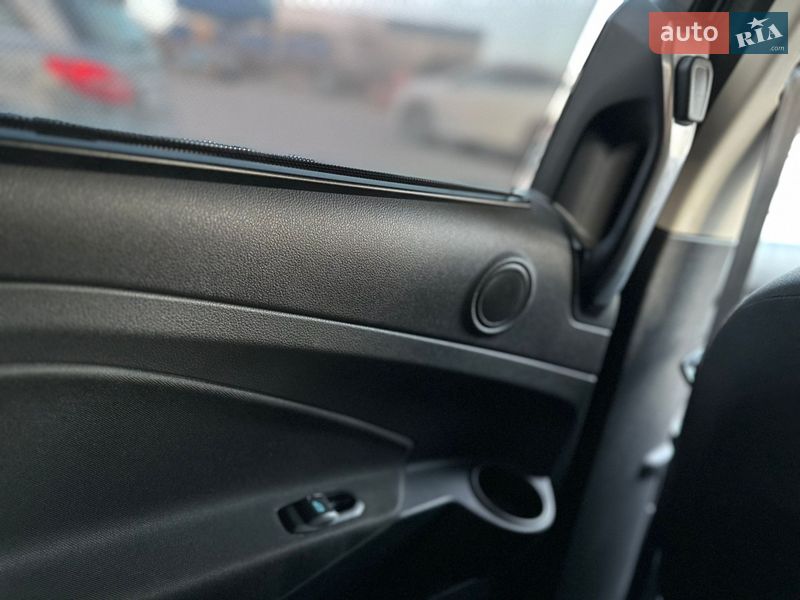 Минивэн Ford Grand C-Max 2017 в Дрогобыче