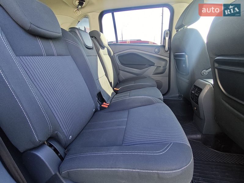 Минивэн Ford Grand C-Max 2010 в Киеве