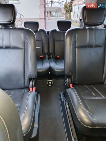 Минивэн Ford Grand C-Max 2010 в Николаеве