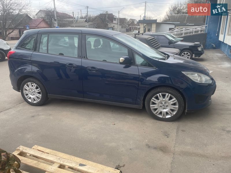 Ford Grand C-Max 2012