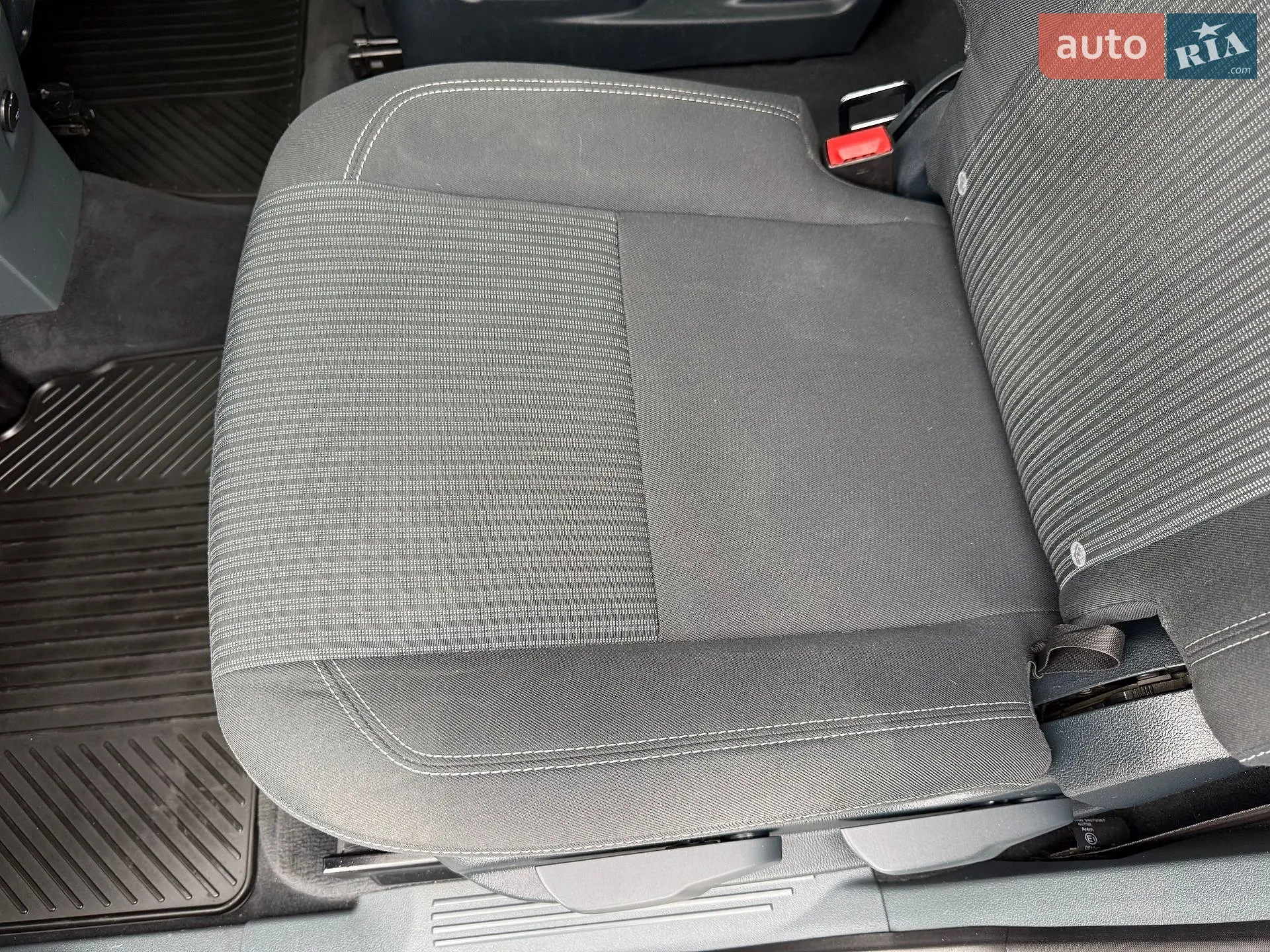 2013 Ford C-MAX - мініатюра 69