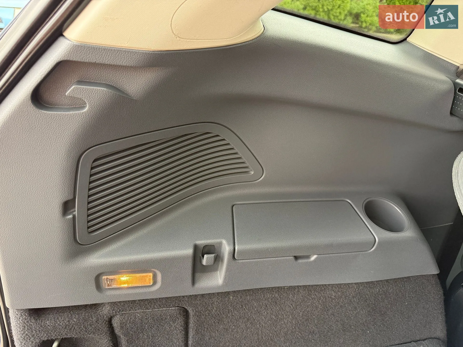 2013 Ford C-MAX - мініатюра 74