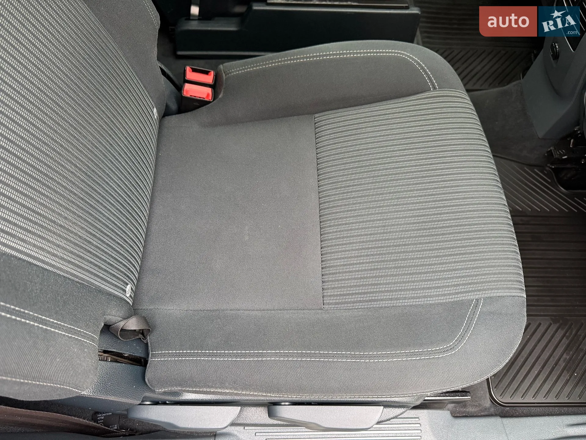 2013 Ford C-MAX - мініатюра 85