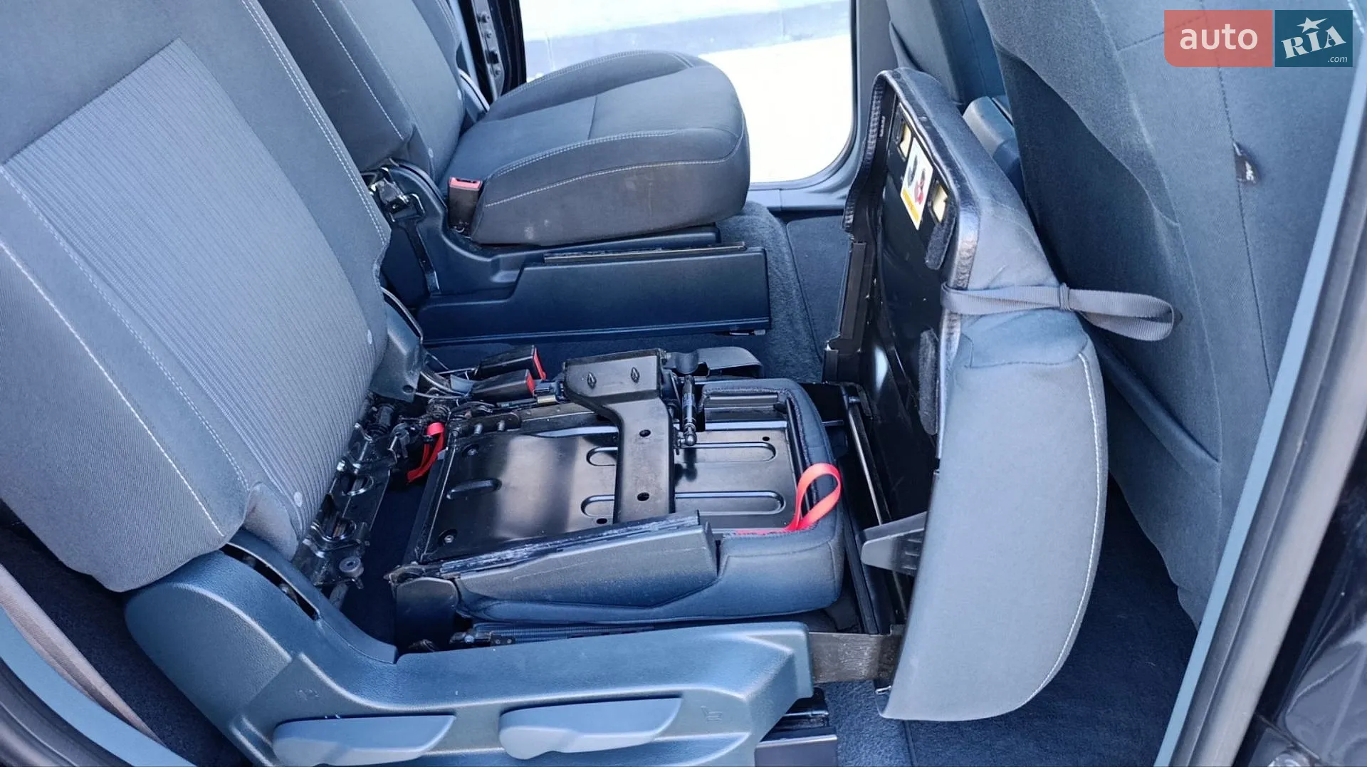 2013 Ford C-MAX - мініатюра 48
