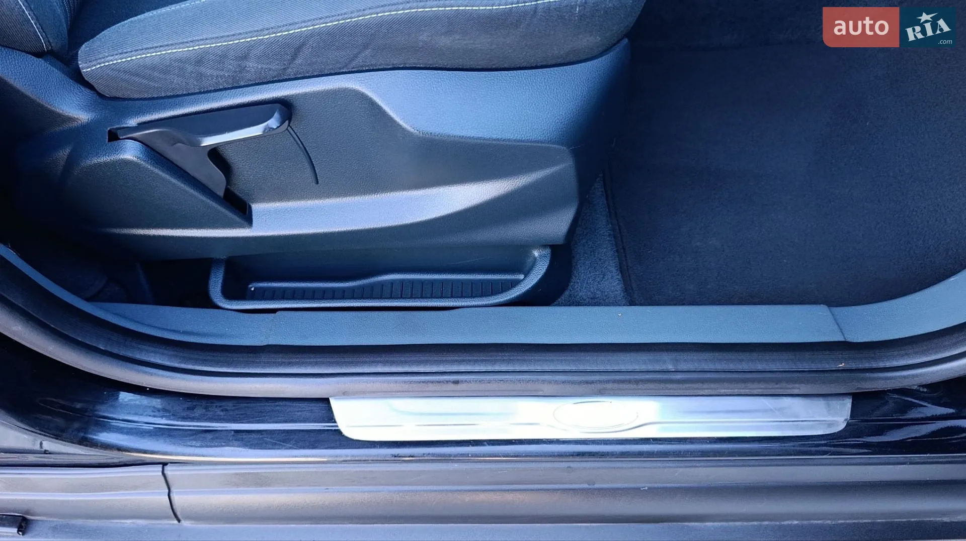 2013 Ford C-MAX - мініатюра 74