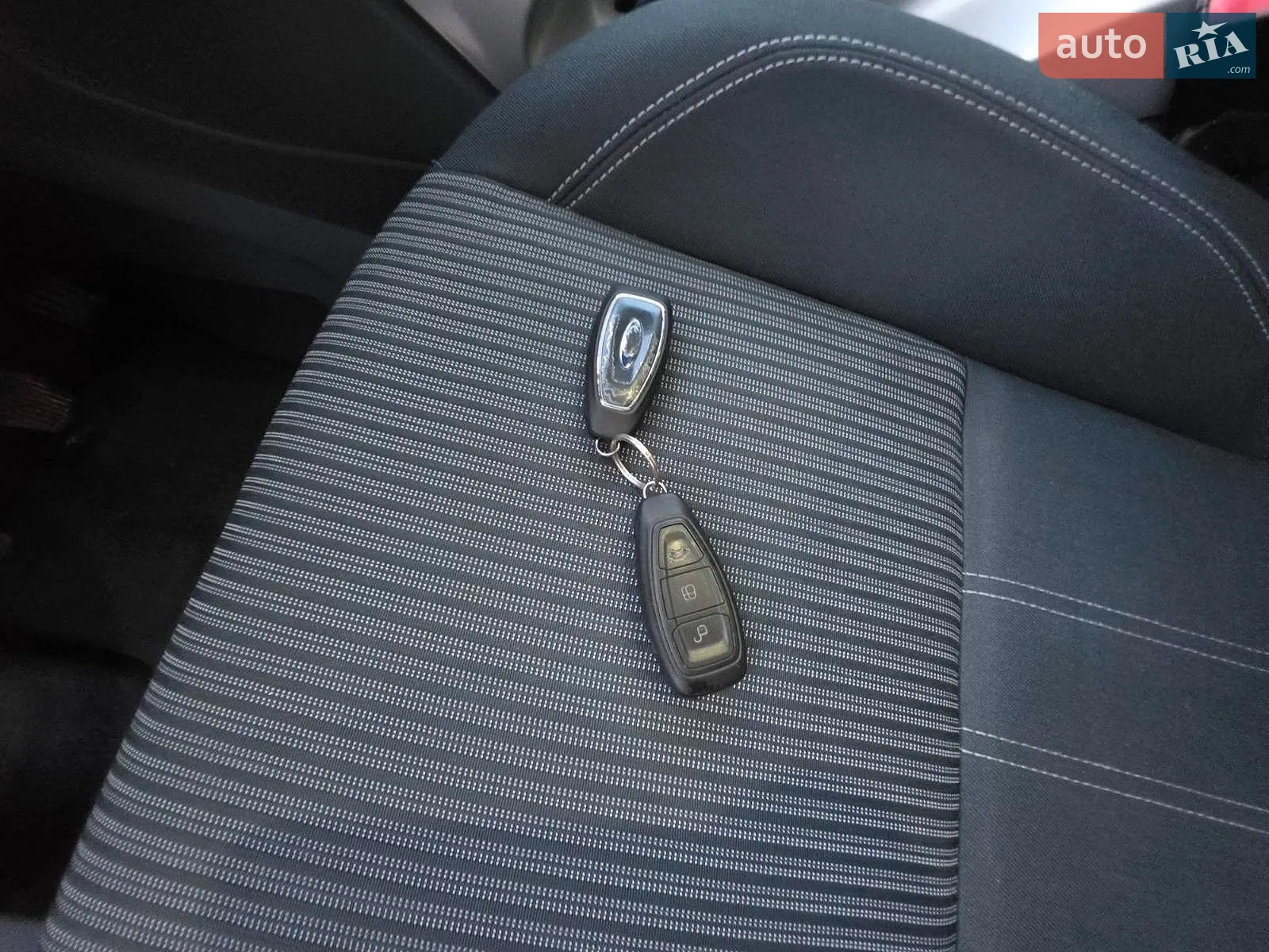 2011 Ford C-MAX - мініатюра 32