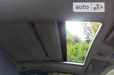 Хетчбек Ford KA 2001 в 