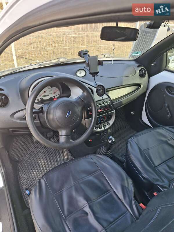 Хэтчбек Ford KA 2008 в Хусте