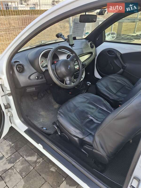 Хэтчбек Ford KA 2008 в Хусте