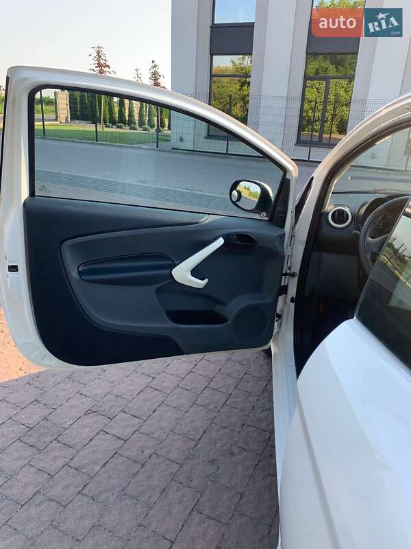 Хетчбек Ford KA 2012 в Буську