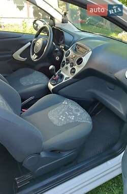 Хетчбек Ford KA 2012 в 