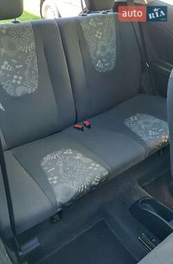 Хетчбек Ford KA 2012 в 