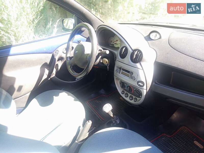Хэтчбек Ford KA 2006 в Киеве