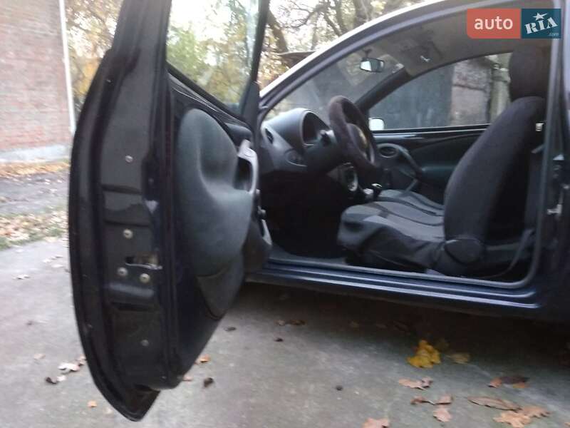 Хэтчбек Ford KA 2005 в Тернополе