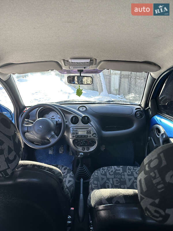 Хэтчбек Ford KA 2003 в Коломые